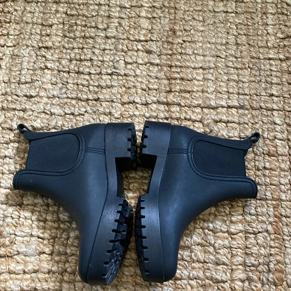 Jeffrey Campbell Womens Cloudy Waterproof Chelsea Rain Boots‎ Size 9 Slip On